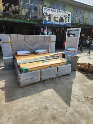 6by6 Family Size Bed With Side Drawers and Mirror