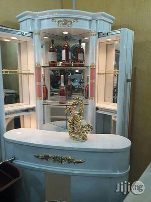 White Adjustable Wine Bar