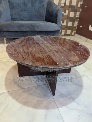 Round Center Table