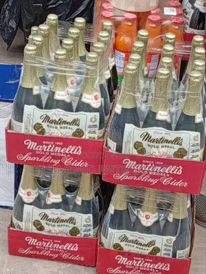 Martinellis Sparkling Cider 750ml/12 Bottles