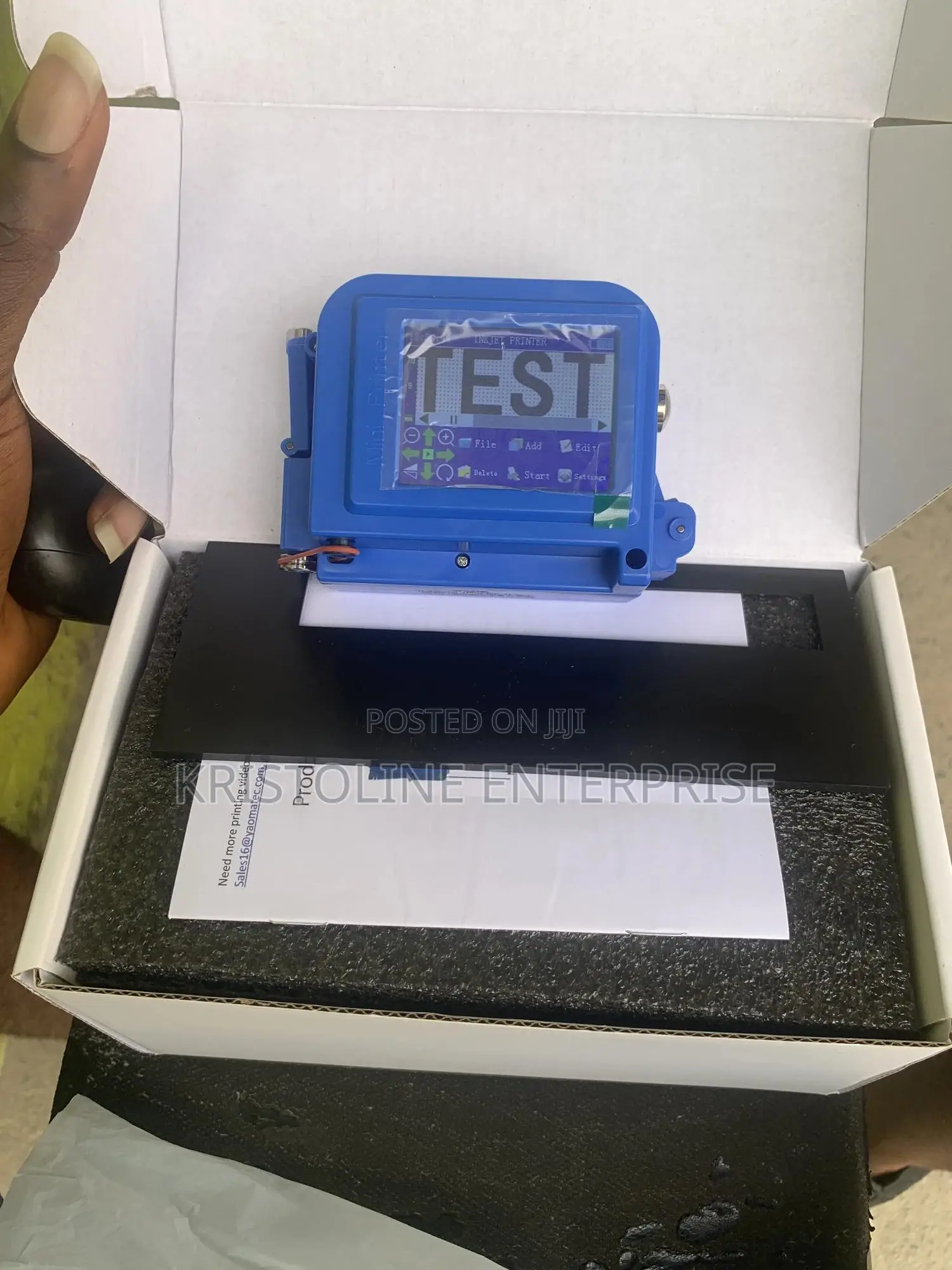 Mini Intelligent Hand Held Printer