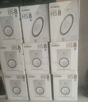 Hs8 Studio Speaker