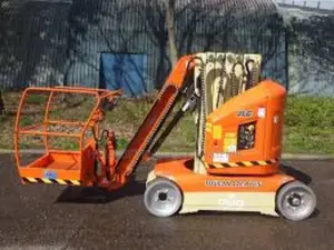 5.6m Electric Vertical Mast Lift