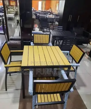 High Quality Outdoors Table With 6 Chairs