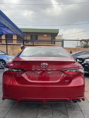 Toyota Camry 2022 Red