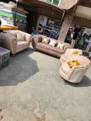 Family Size 7 Seaters Padded Sofa