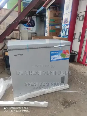 Brand New Skyrun 200L Chest Freezer>>External>>Silver Colour