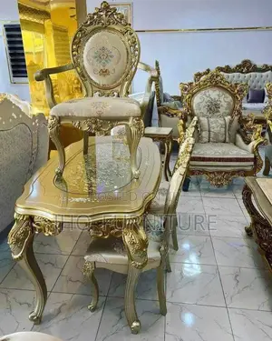 Royal Dinning Table