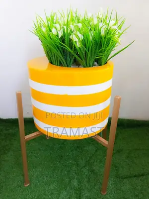 Strips Color Fiberglass Potted With Aesthetic Vine Flowers