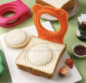 Sandwich Cutter
