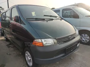 Toyota HiAce 2004 Blue