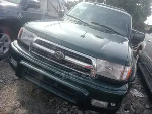 Toyota 4-Runner 2002 Green