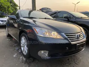 Lexus ES 350 2011 Black