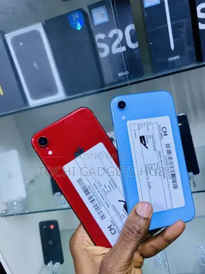 Apple iPhone XR 64 GB White