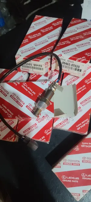 Air Fuel Ratio / Oxygen Sensor (O2) - Toyota Lexus