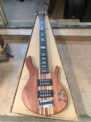 Smiger Active Bass Guitar