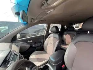 Hyundai Tucson 2013 Brown