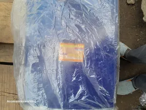 KGM Splendor Plastic Table