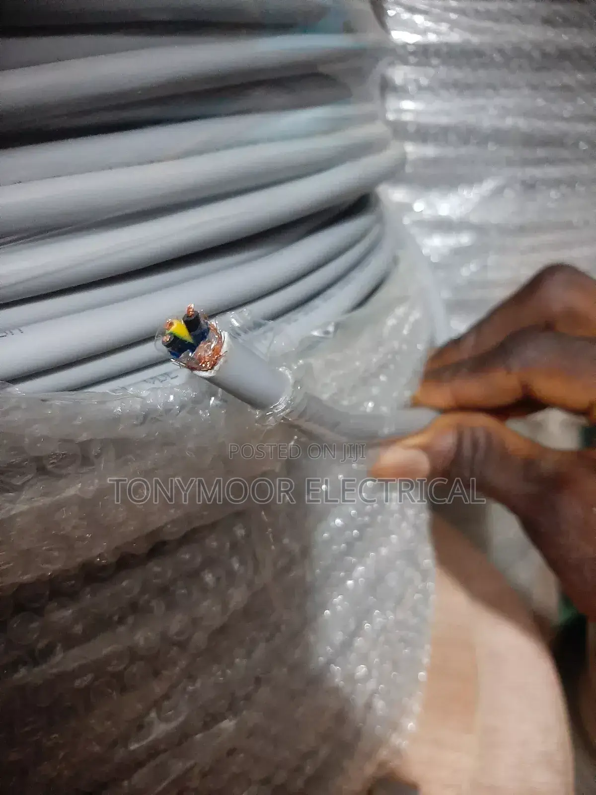 2.5mm 3core Scream Cable