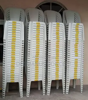 Cheap Plastic White Chair