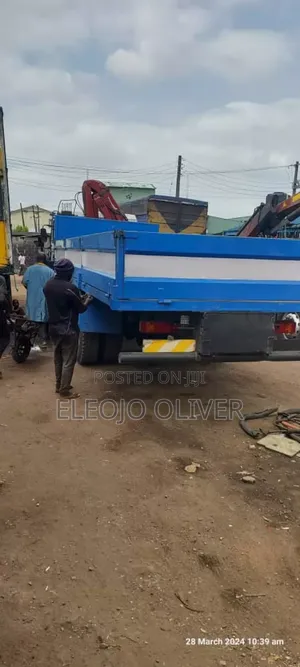 Hiab Truck for Rent. Renting Hiab Truck in Magodo