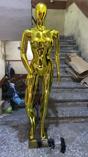 Yellow Gold Size 12 Female Mannequin