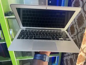 Laptop Apple MacBook Air 2013 4GB Intel Core I5 SSD 128GB
