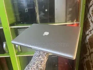 Laptop Apple MacBook Pro 2011 8GB Intel Core I7 HDD 320GB