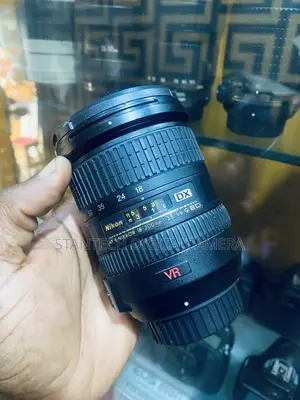 Af-S Nikon 18-200mm F/3.5-5.6 G Ed