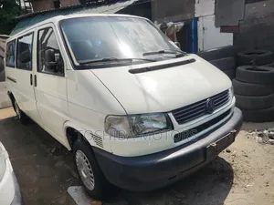 Volkswagen Transporter 2004 White