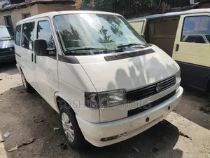 Volkswagen Transporter 2003 White