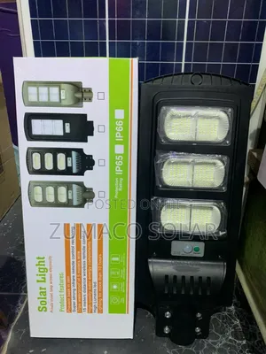 High Standard 400watts Solar Street Light