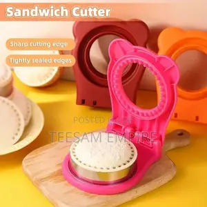 Sandwich Cutter