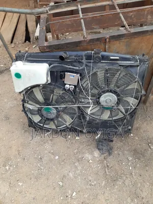 Complete Radiator Toyota Highlander 2015