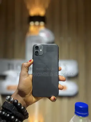 Apple iPhone 11 64 GB Black