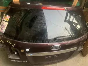 Sorento 2013 Back Windscreen Glass Available