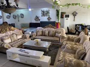 Luxury 7 Seater Royal Chair