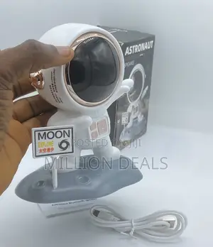 Mini Astronaut Bluetooth Speaker