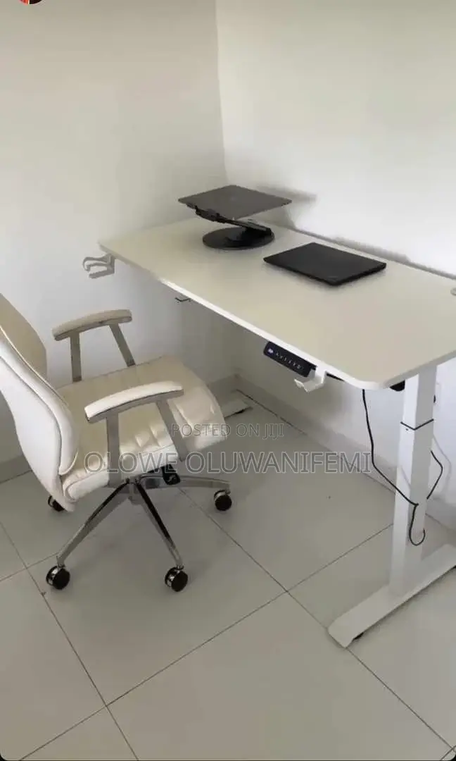 Gaming Table With Adjustable Height and Remote