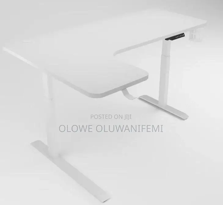 Gaming Table With Adjustable Height and Remote
