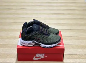 Original Nike Air Max TN Plus 1 Black Olive Green Sneakers