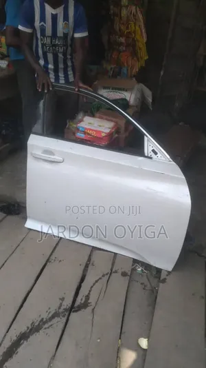 Door Honda Accord 2018