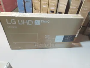 Standard Smart LG TV ( 43" ) 43uq70