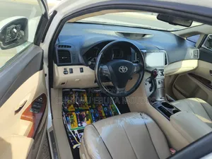 Toyota Venza V6 AWD 2010 White