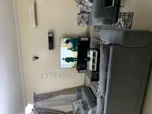 2 Bedroom Clean Apartment