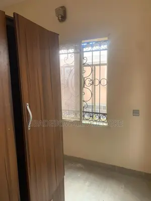 3bdrm Apartment in Pease Estate, Aguda / Surulere for rent