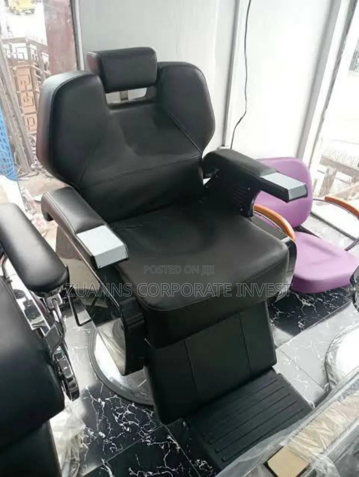 Barbing Chair