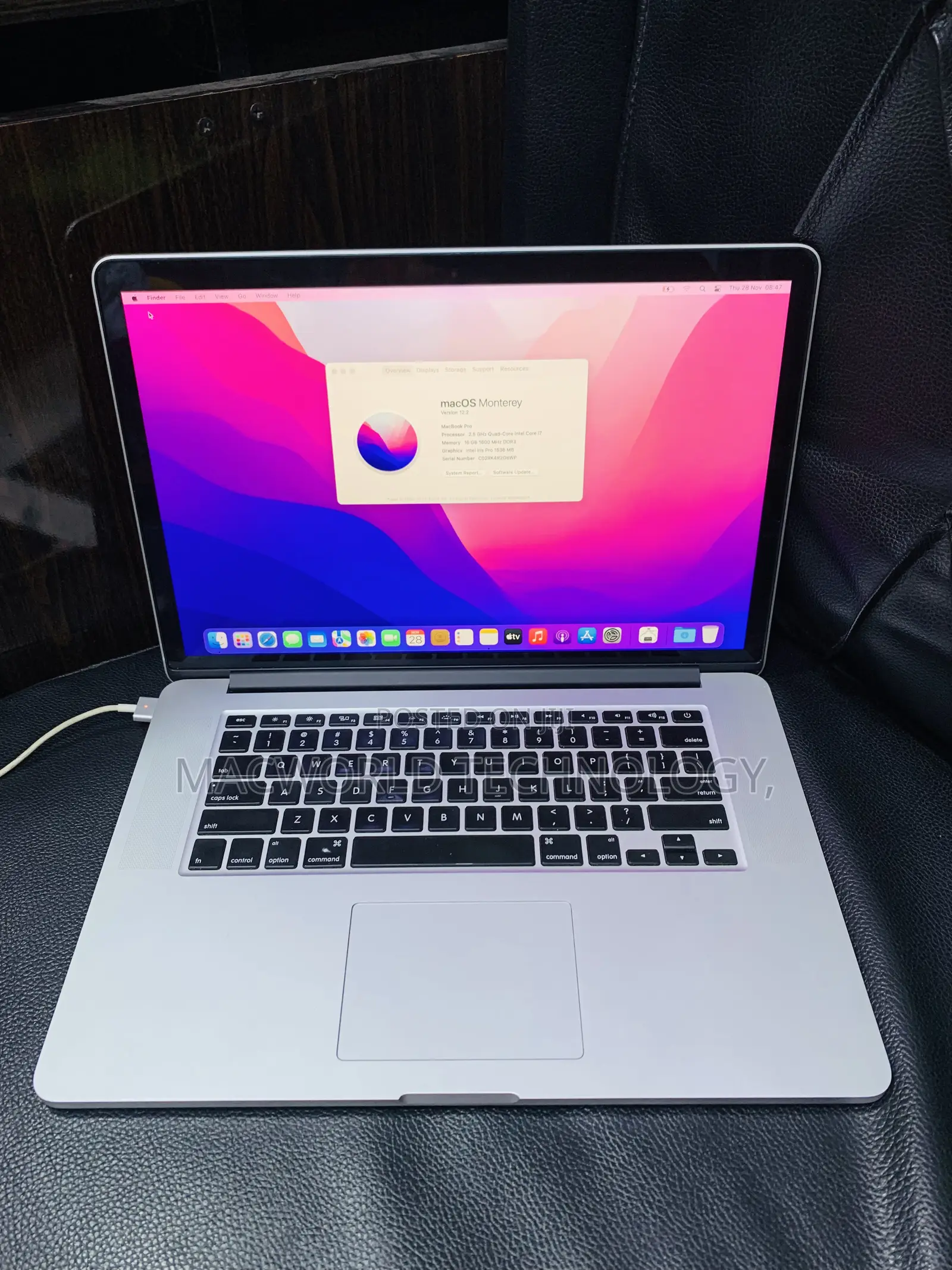 Laptop Apple MacBook Pro 2015 16GB Intel Core I7 SSD 512GB