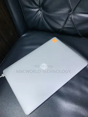 Laptop Apple MacBook Pro 2015 16GB Intel Core I7 SSD 512GB