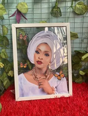 Customized Frame